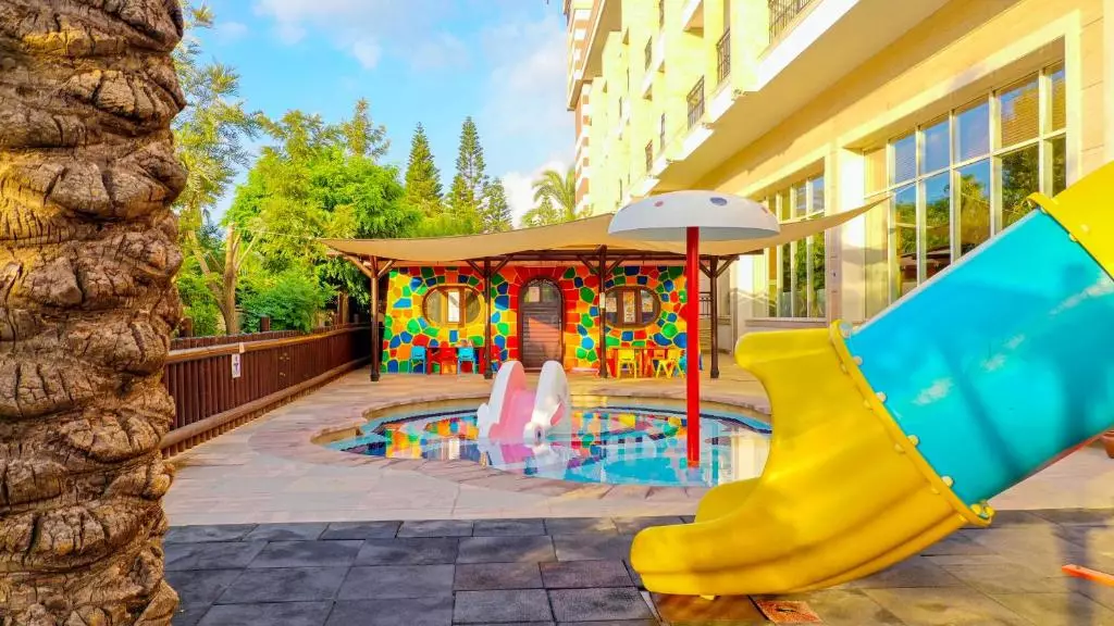 Crystal De Luxe Resort and Spa